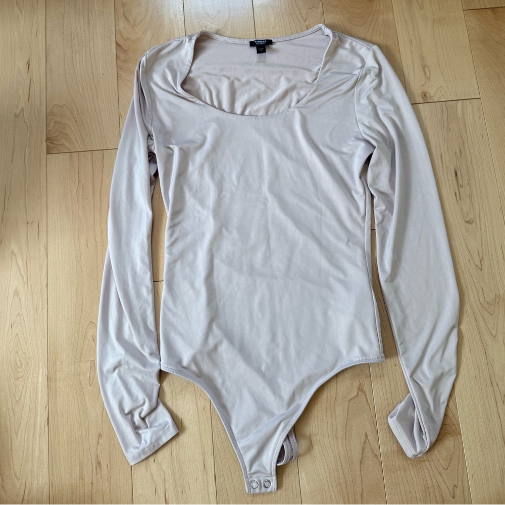 Express Cream Long Sleeve Bodysuit